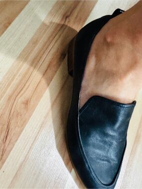 Susana 8.5 39 Black Leather buttery soft Loafers